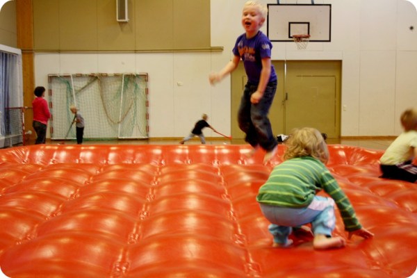 galetsvartattfotaetthopp